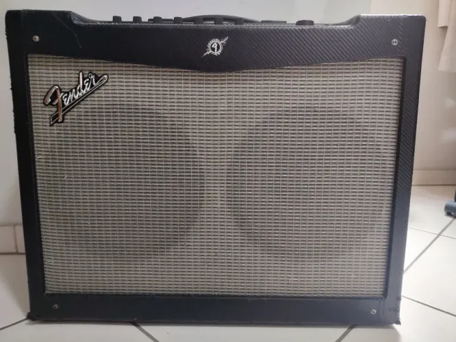 Amplificador Fender Mustang IV 150W - 2x75 Celestinon - Emulação de Amps