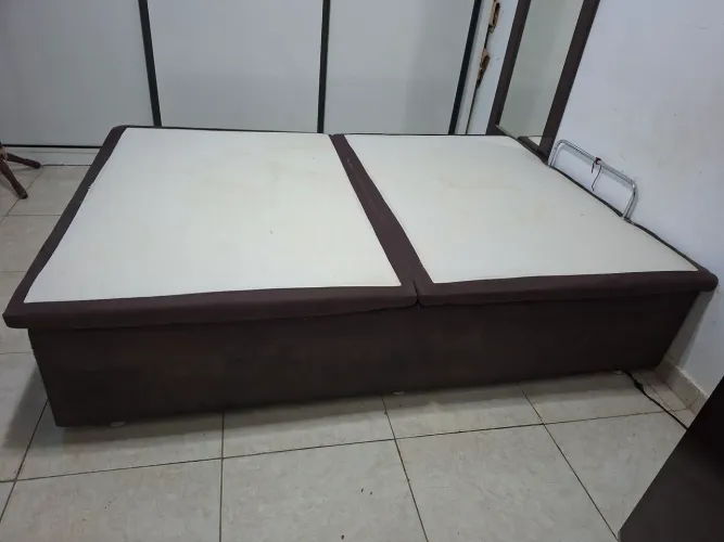 Cama box com baú
