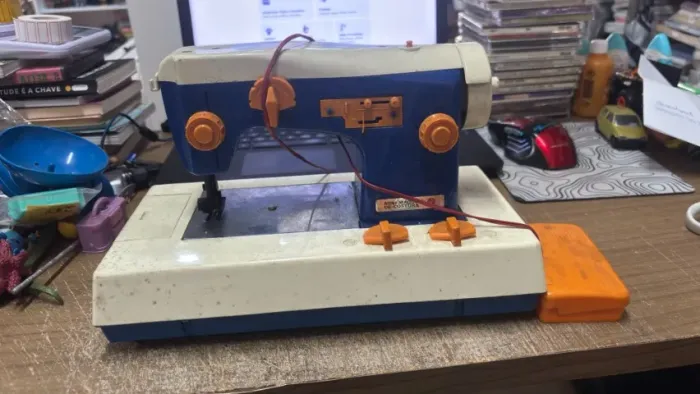 Mini maquina costura estrela 