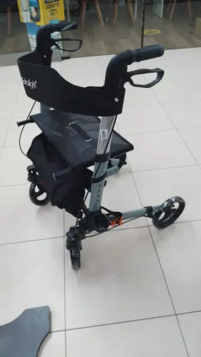 ANDADOR