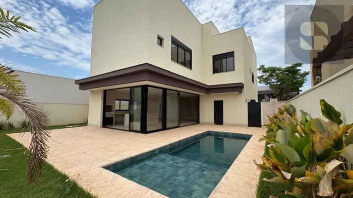 Sobrado a venda no Condominio Florais Italia, Cuiaba MT
