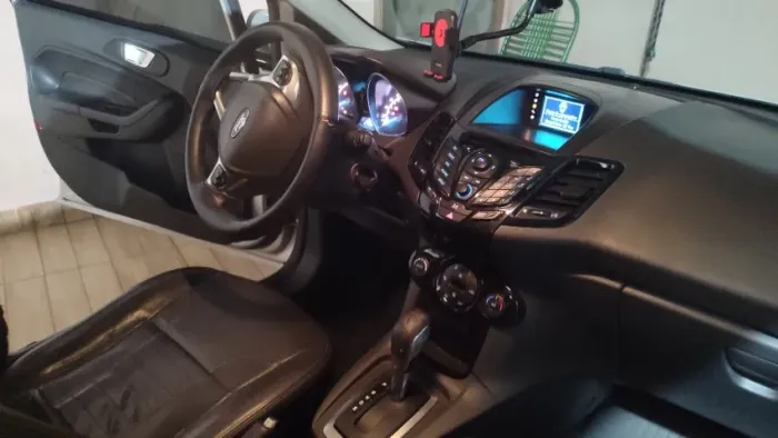 Ford Fiesta Tit./tit.plus 1.6 16V Flex Aut. 2015