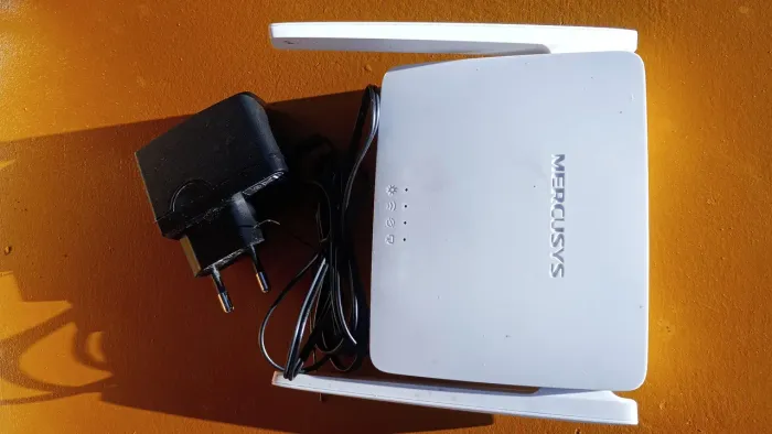 Roteador Mercusys, alta potência. Novo