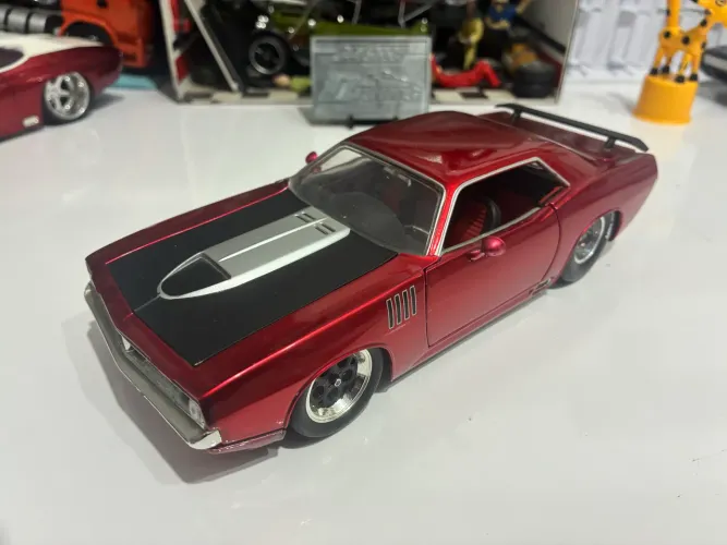 Miniatura Plymouth 1:24