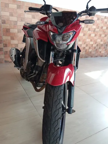 Moto fazer 250 cilindradas 2020/21 IPVA pago
