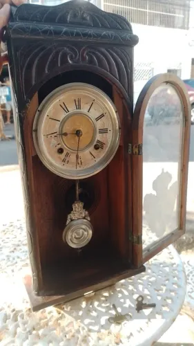 Vende relógio antigo
