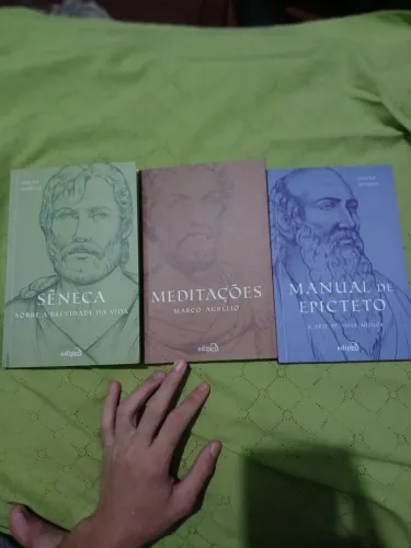 Livros sobre uns dos três maiores pensadores que existiram