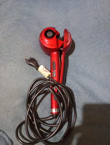 Modelador de cachos automático 