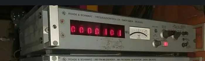 para audio ou RF frequency meter Rohde e SCHWARZ no ESTADO, leia!