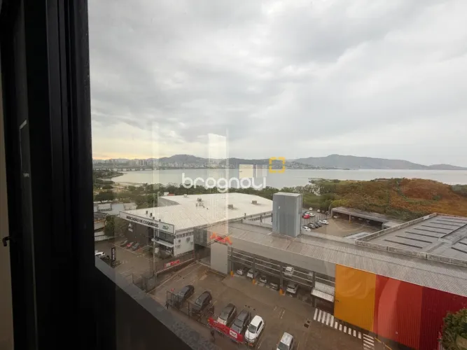 Oportunidade em área nobre de Coqueiros, Vista Mar, Apto Novo de 47m², garagem coberta, Re