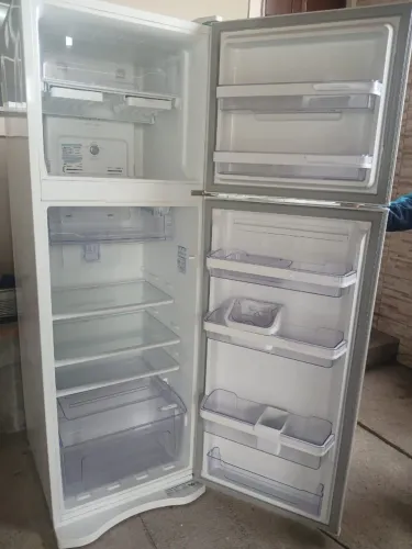 Geladeira Eletrolux