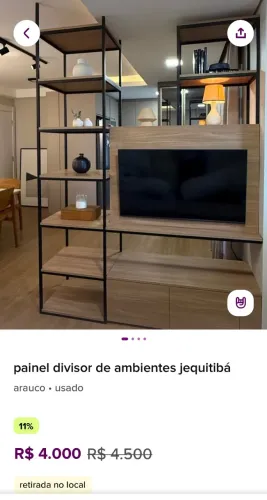Painel divisor de ambientes ou rack de sala