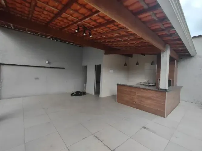 VENCA CASA CARAMINGUAVA PERUIBE SP 360 METROS QUADRADOS VALOR 290 MIL
