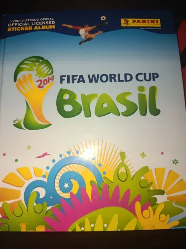 Álbum Copa do Mundo 2014 , 2018 , 2022 Capa dura Completo