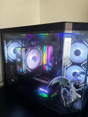 PC HIGH-END 32GB RAM RX9060,16gb R7