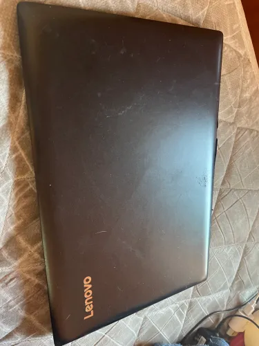 Notebook Lenovo seminovo de 953GB Windows 10