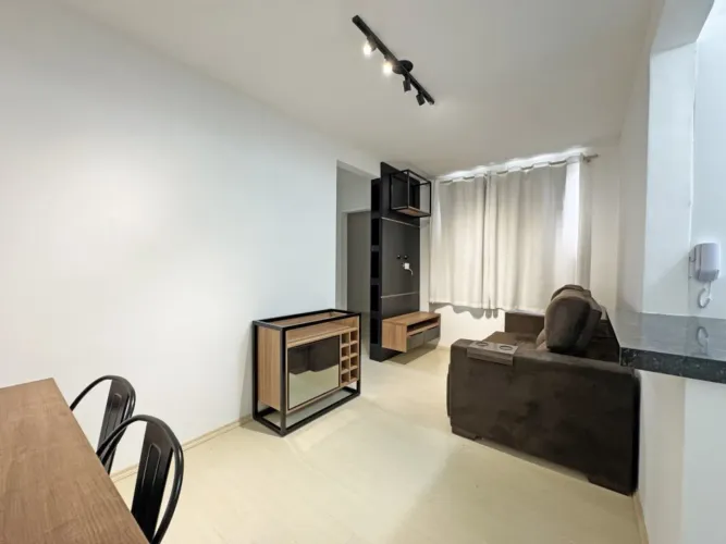 Apartamento mobiliado para alugar no Spazio Maceratti no Jardim Alvorada em Maringá
