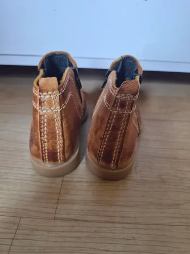 Bota de couro usado apenas 1x