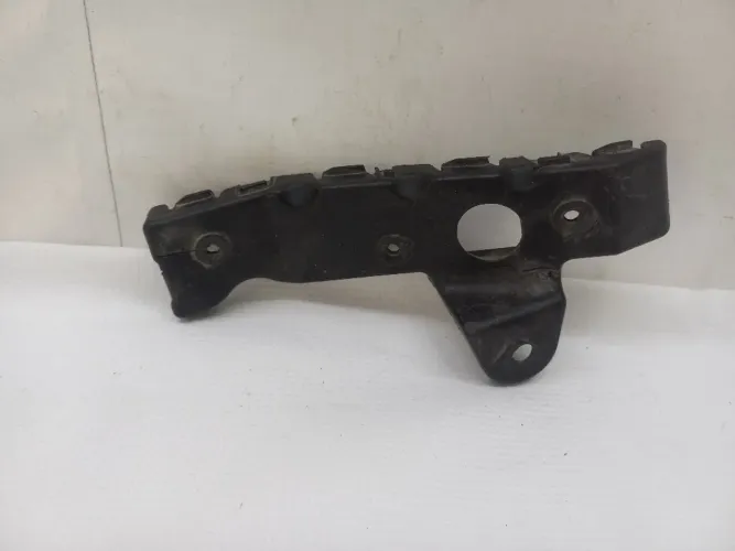 Guia Parachoque Dianteiro Le Chevrolet Agile 09/16 C/detalhe