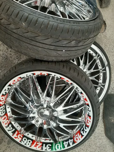Roda aro 20 bbs cromada com Pneu 225 30 20 Delinte jogo Honda New Civic