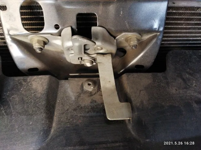 Fechadura do capô Renault scenic