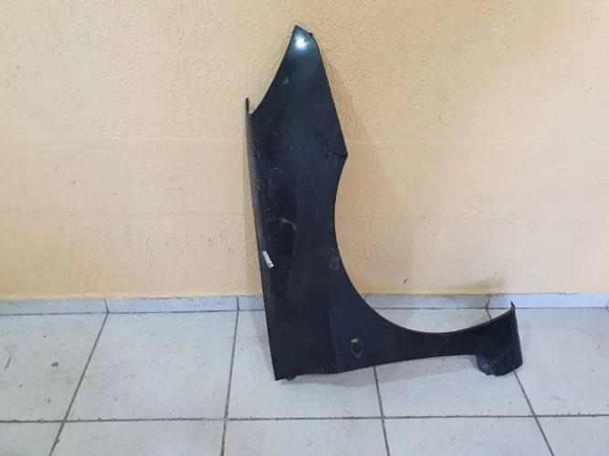 Paralama direito Peugeot 307 ano 2002/2003/2004/2005/2006