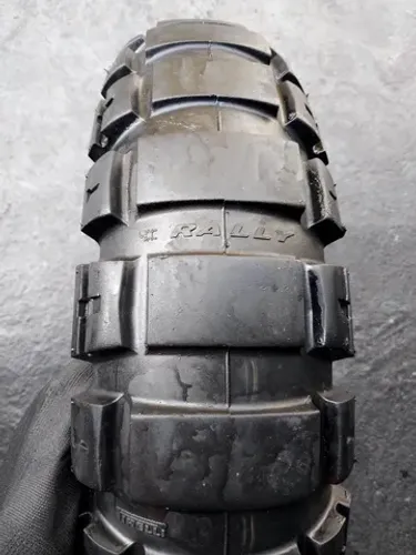 Pneu usado pirelli scorpion rally 150/70-17