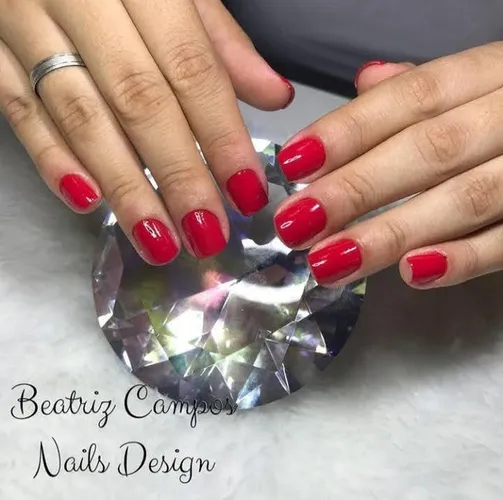 Manicure e Pedicure Convencional