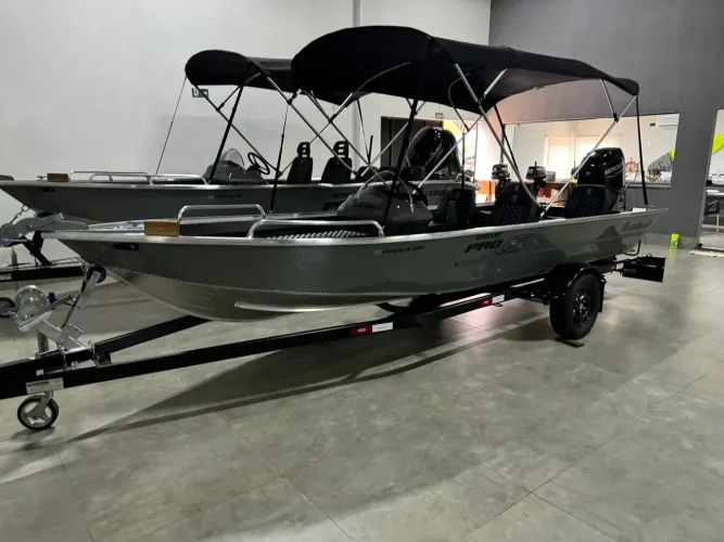 Lancha comanche 5500 fluvimar com 60 mercury 4 t