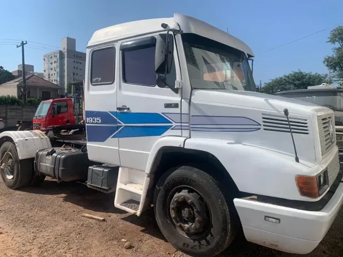 Caminhão Mercedes Benz  , MB1935 , 4x2 , 1997