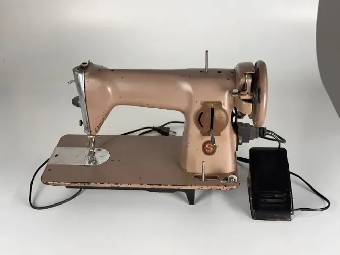 Singer 15C máquina de costura doméstica em ótimo estado!