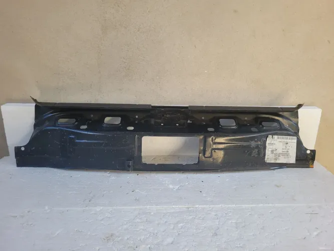 Painel traseiro gm corsa hatch *