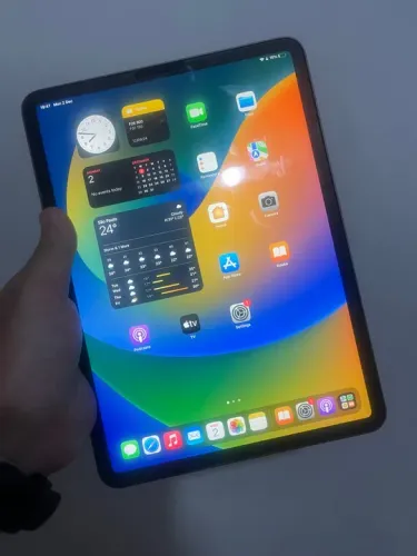 iPad Pro 11 9ª geração - 128GB - Space gray