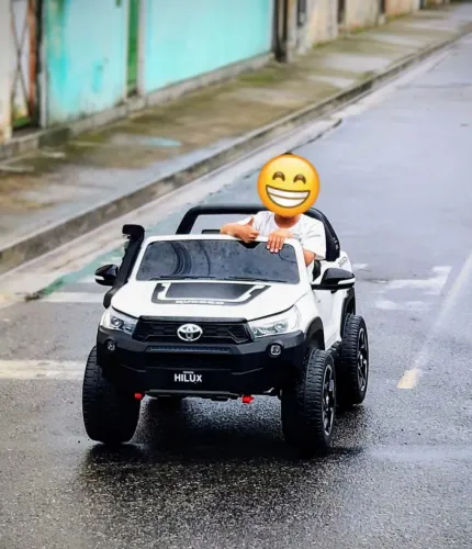 Mini Toyota Hilux Infantil