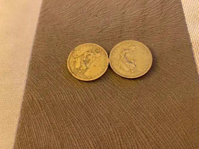 Vendo moeda ano 1925