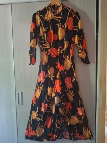 Vestido Floral Longo - Tamanho M