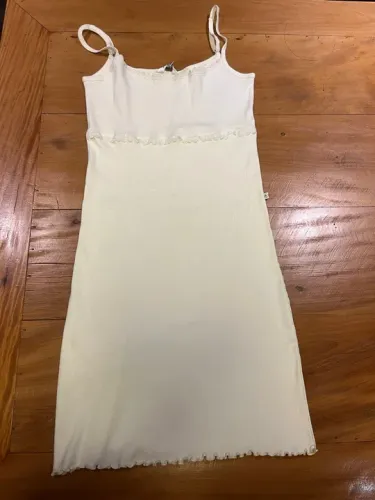 Vestido branco com renda