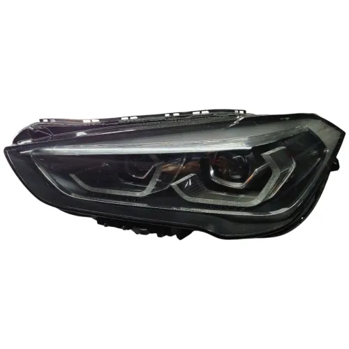 Farol BMW X1