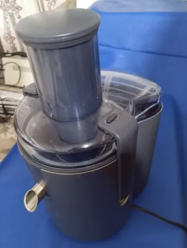 Centrífuga de frutas e alimentos (Máquina de suco)