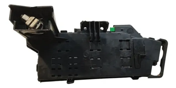 Terminal Bateria Volvo Xc60 T8 2.0t Plug In 2021 Detalhe 