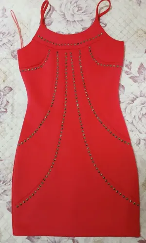 Vestido rosa da lança perfume usado apenas 3 vezes .