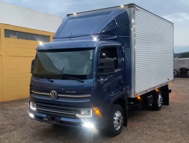 VW Delivery express Baú Seco 2021