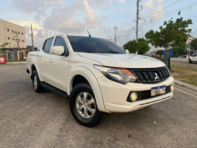 Mitsubishi L200 Triton Sport GL 2.4 Diesel 2023