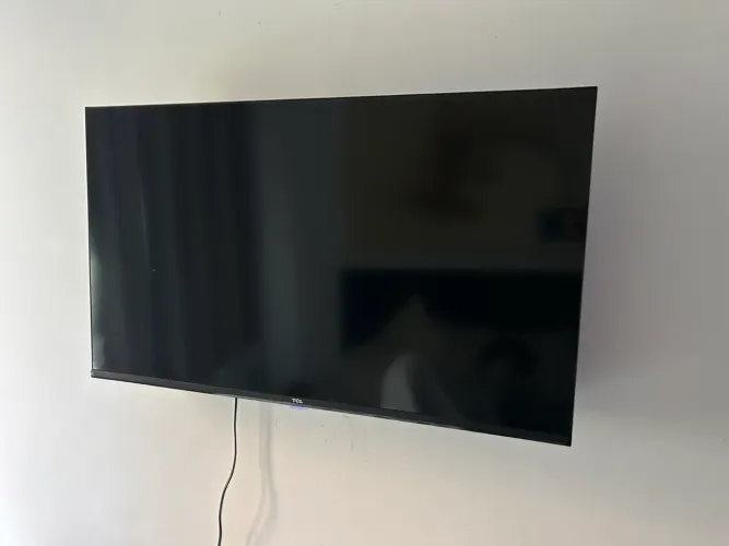 Smart TV 32? Full HD LED TCL 32S5400A Android TV - Como Nova!