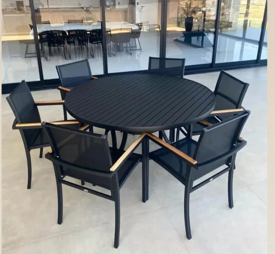 Conjunto Mesa Redonda com Cadeiras para Área Externa