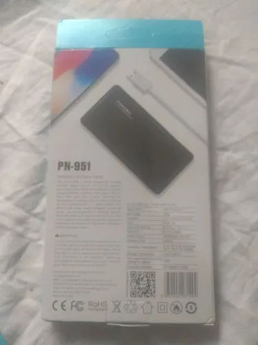 Carregador Portátil Pineng PN-951 10 mil mAh V8 e tipo c USB