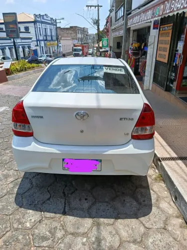 Toyota Etios X Sedan 1.5 Flex 16V 4P Mec. 2020 ac. Troca