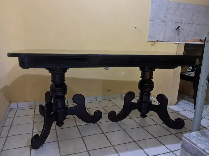 Mesa antiga