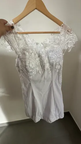 Vestido pré wedding branco com renda 