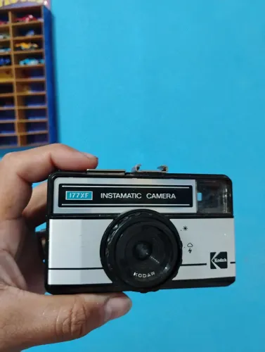 Câmera Kodak Instamatic 177XF - Vintage